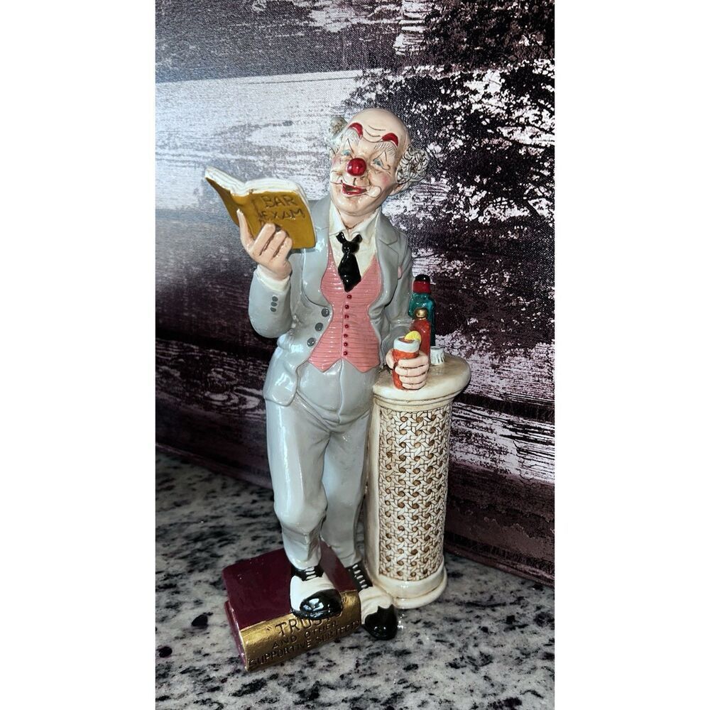 JUDI'S PASTIME 1985 Autograph 13" LAWYER CLOWN FIGURINE Ceramic Figurine